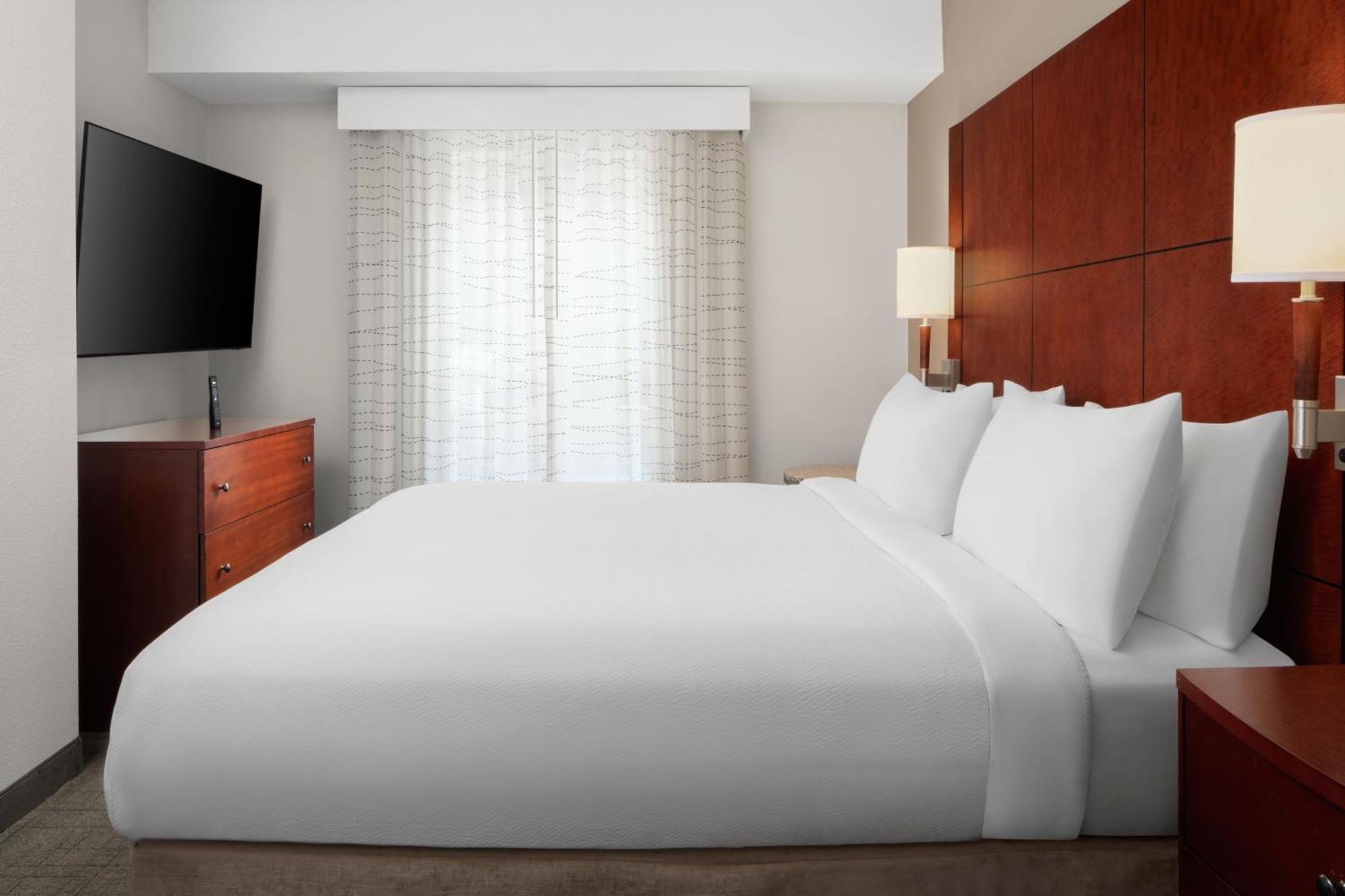 Airport Hotel