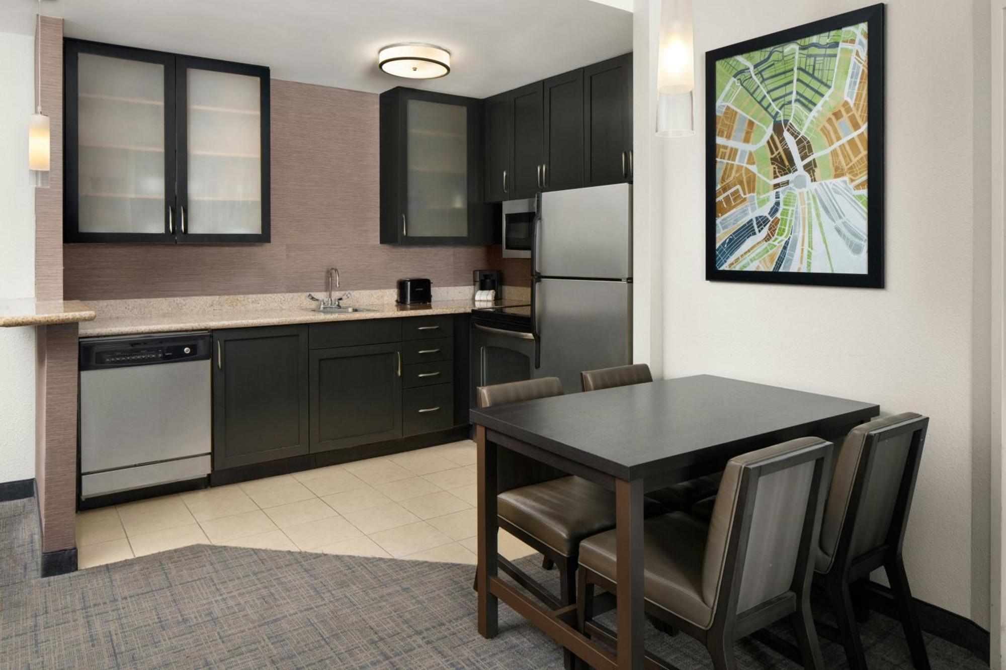 Airport Hotel Newport News