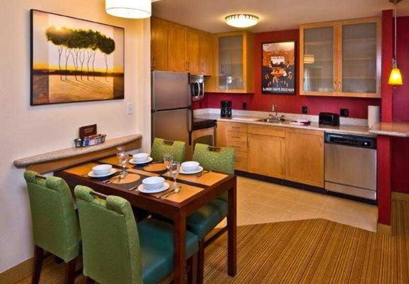 Hotel Airport Newport News